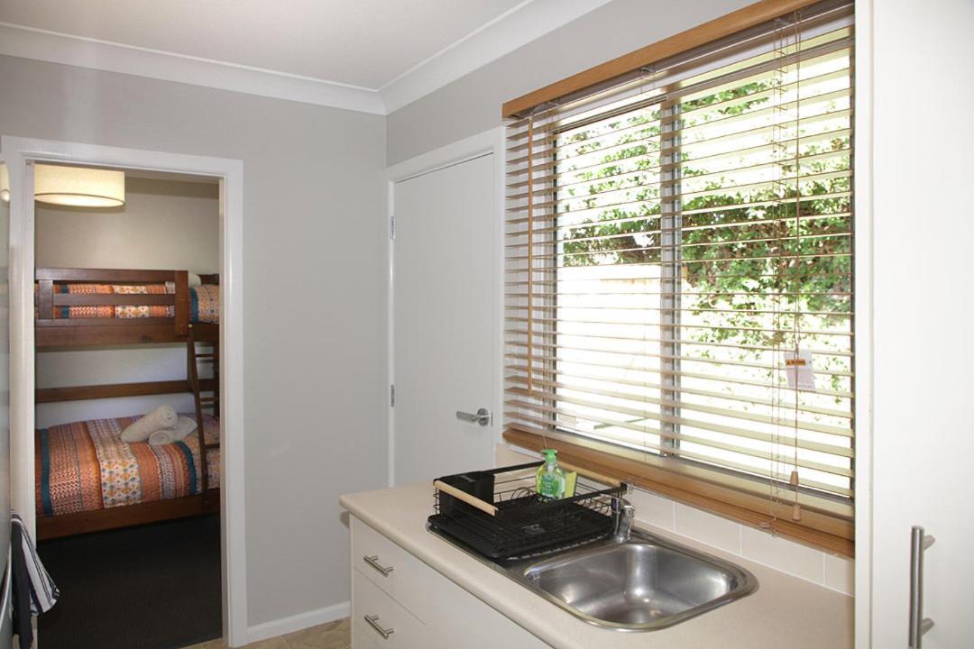 On Taylor Unit 2 Armidale